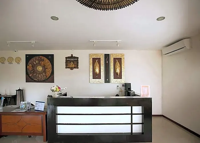 Hotel Qg 2*